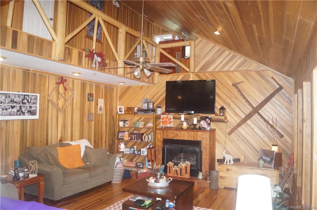 890 State Rd S-44-146 Union, SC 29379 - Photo 12 of 32 Gallery Image 12