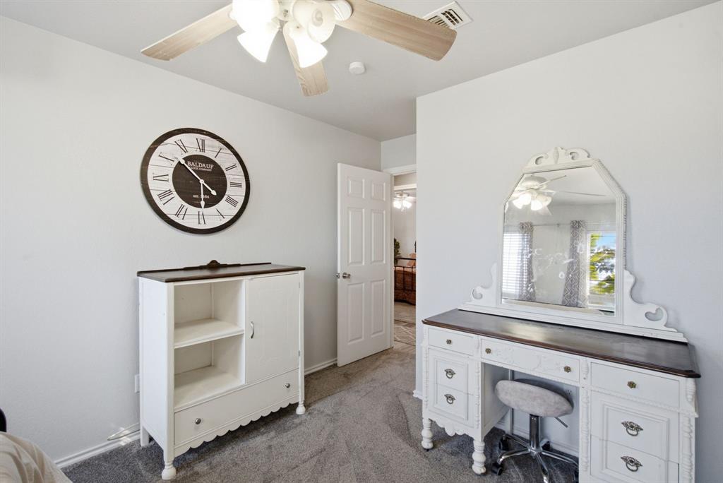 210 Saddle Club Road Weatherford, TX 76088 - Photo 21 of 40 Gallery Image 21