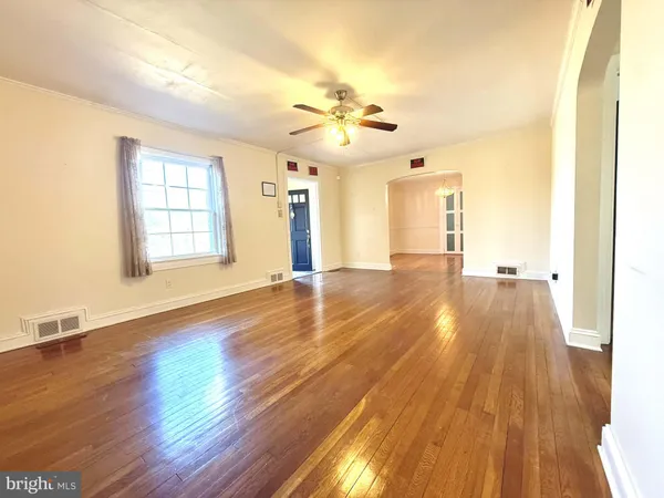 $405,000 | 611 Lakeside Drive, Salisbury, MD 21801