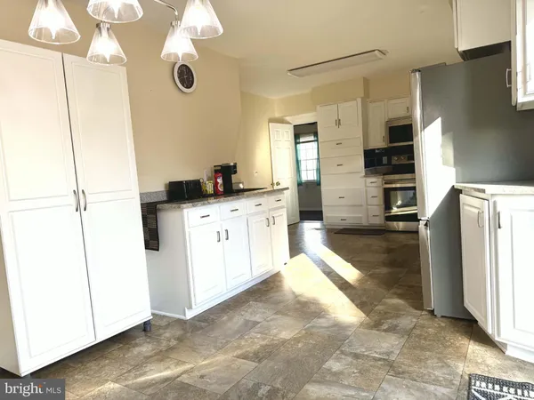 $405,000 | 611 Lakeside Drive, Salisbury, MD 21801