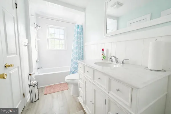 $405,000 | 611 Lakeside Drive, Salisbury, MD 21801