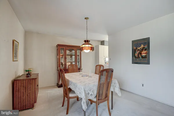 $379,900 | 121 Sonant Drive, Newark, DE 19713