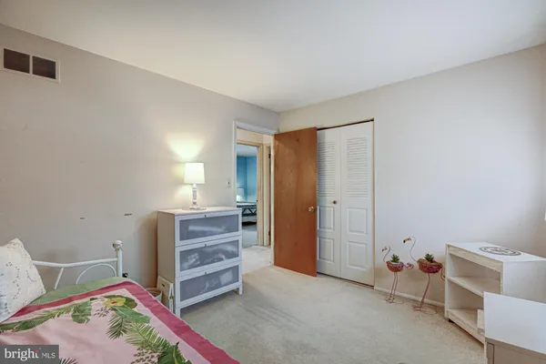 $379,900 | 121 Sonant Drive, Newark, DE 19713