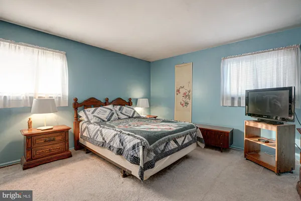 $379,900 | 121 Sonant Drive, Newark, DE 19713