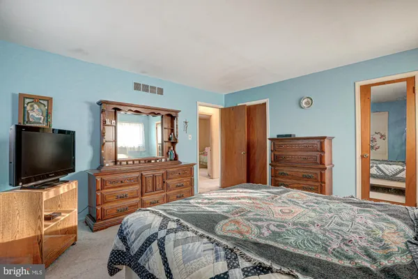$379,900 | 121 Sonant Drive, Newark, DE 19713
