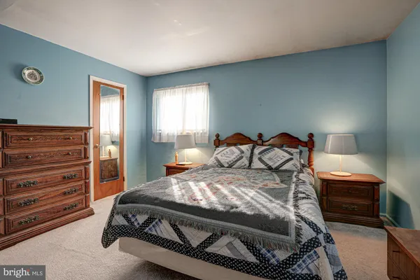 $379,900 | 121 Sonant Drive, Newark, DE 19713