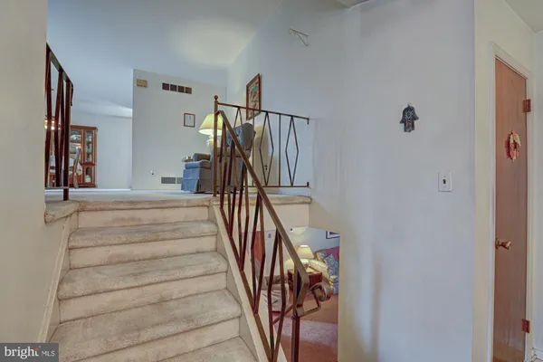 $379,900 | 121 Sonant Drive, Newark, DE 19713