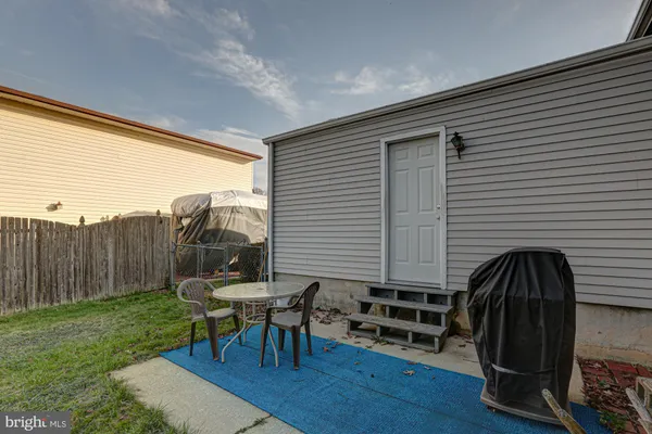 $379,900 | 121 Sonant Drive, Newark, DE 19713