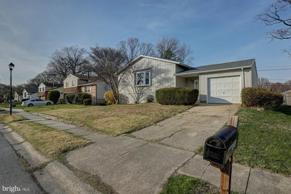 $379,900 | 121 Sonant Drive, Newark, DE 19713