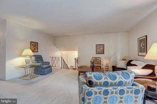 $379,900 | 121 Sonant Drive, Newark, DE 19713