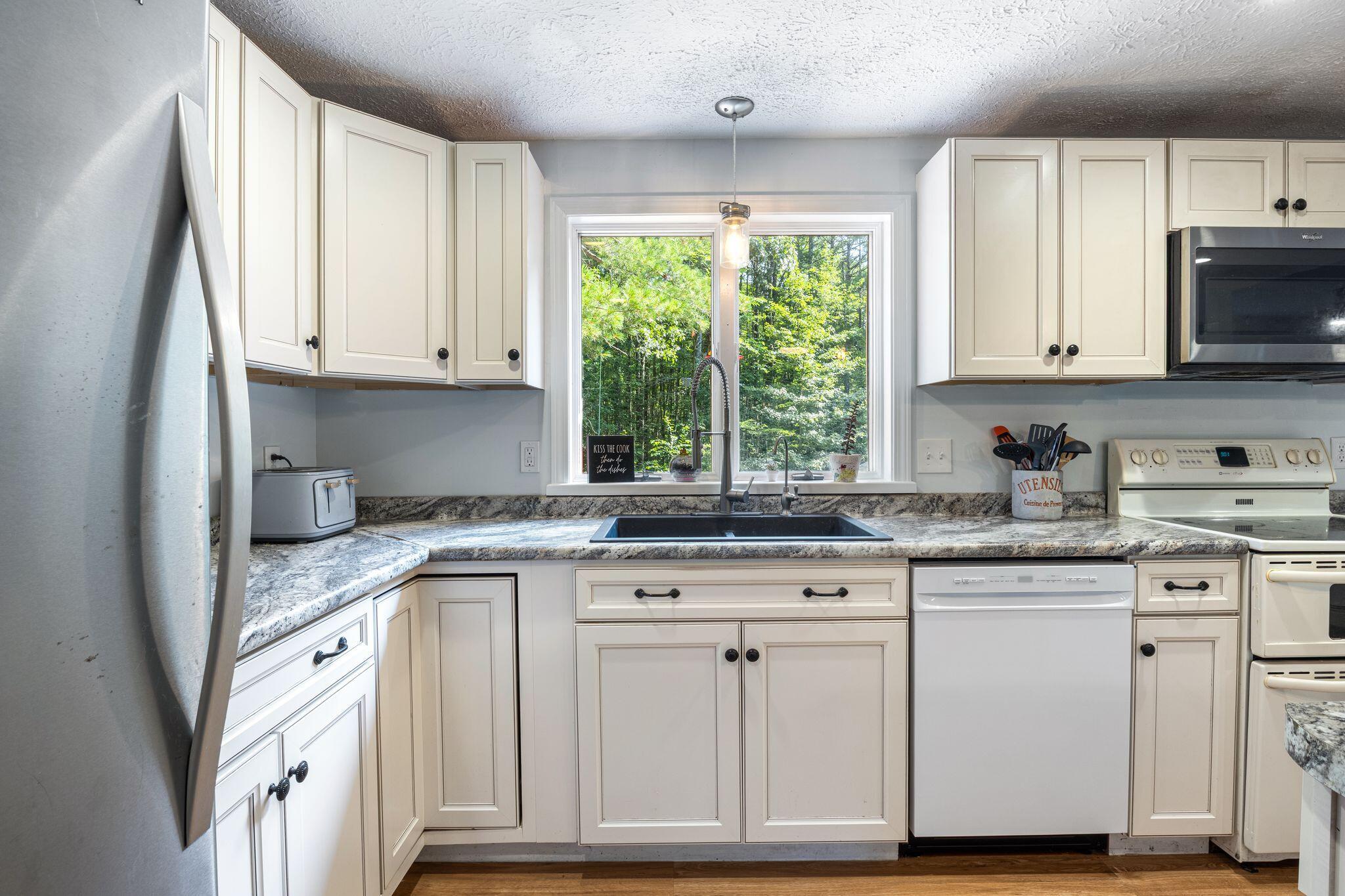 1333 South Waterboro Road Lyman, ME 04002 - Photo 19 of 56 Kitchen