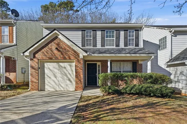 $2,400 | 2297 Charleston Pointe Southeast, Atlanta, GA 30316