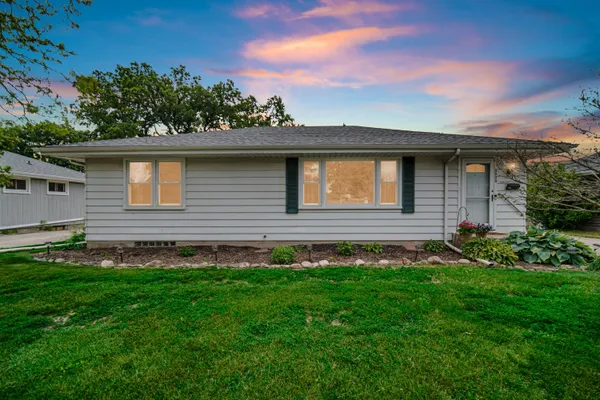 $259,900 | 3320 Laporte Street, Highland, IN 46322