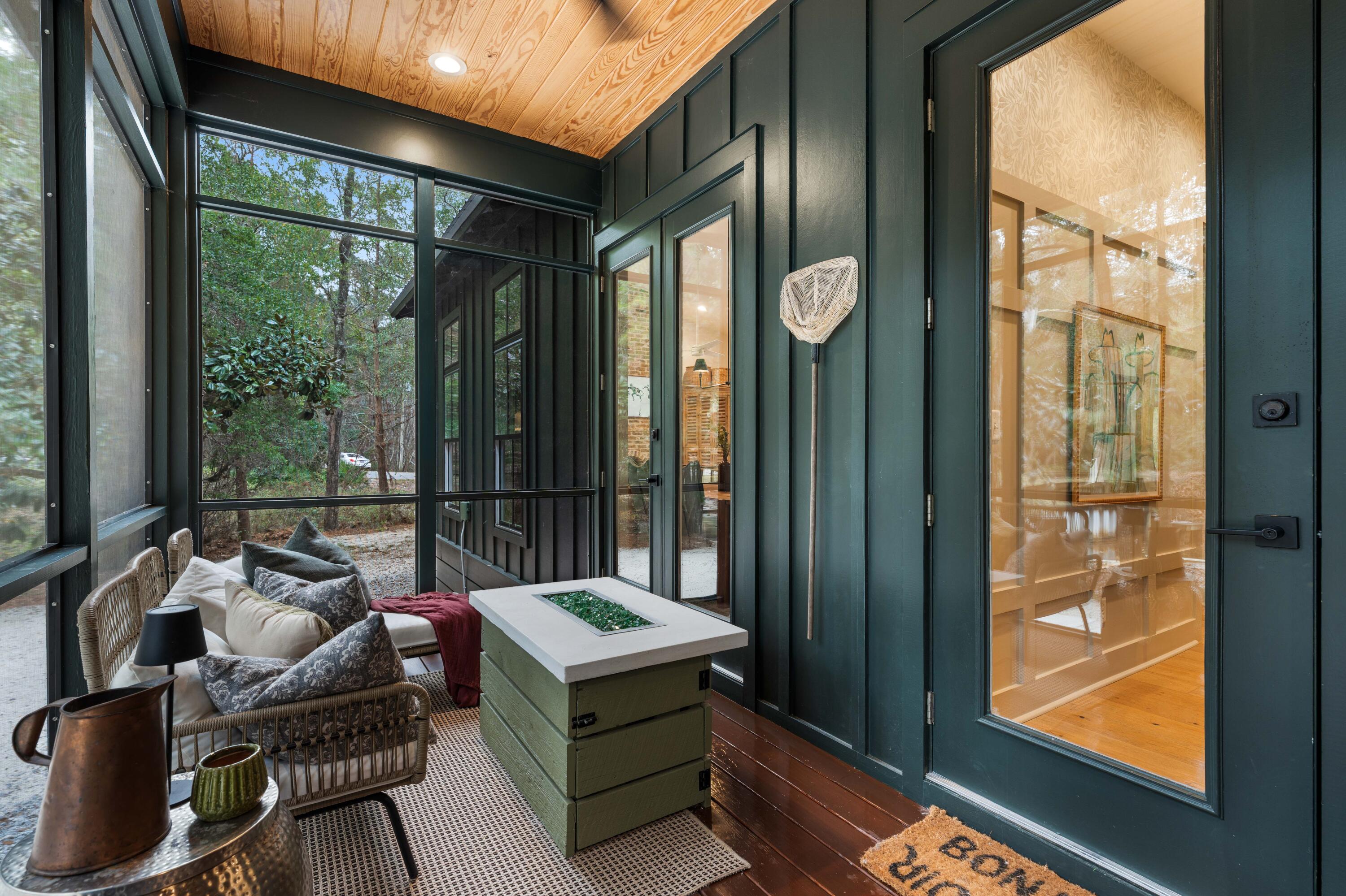 294 West Point Washington Road Santa Rosa Beach, FL 32459 - Photo 20 of 46 a living room with furniture and a window