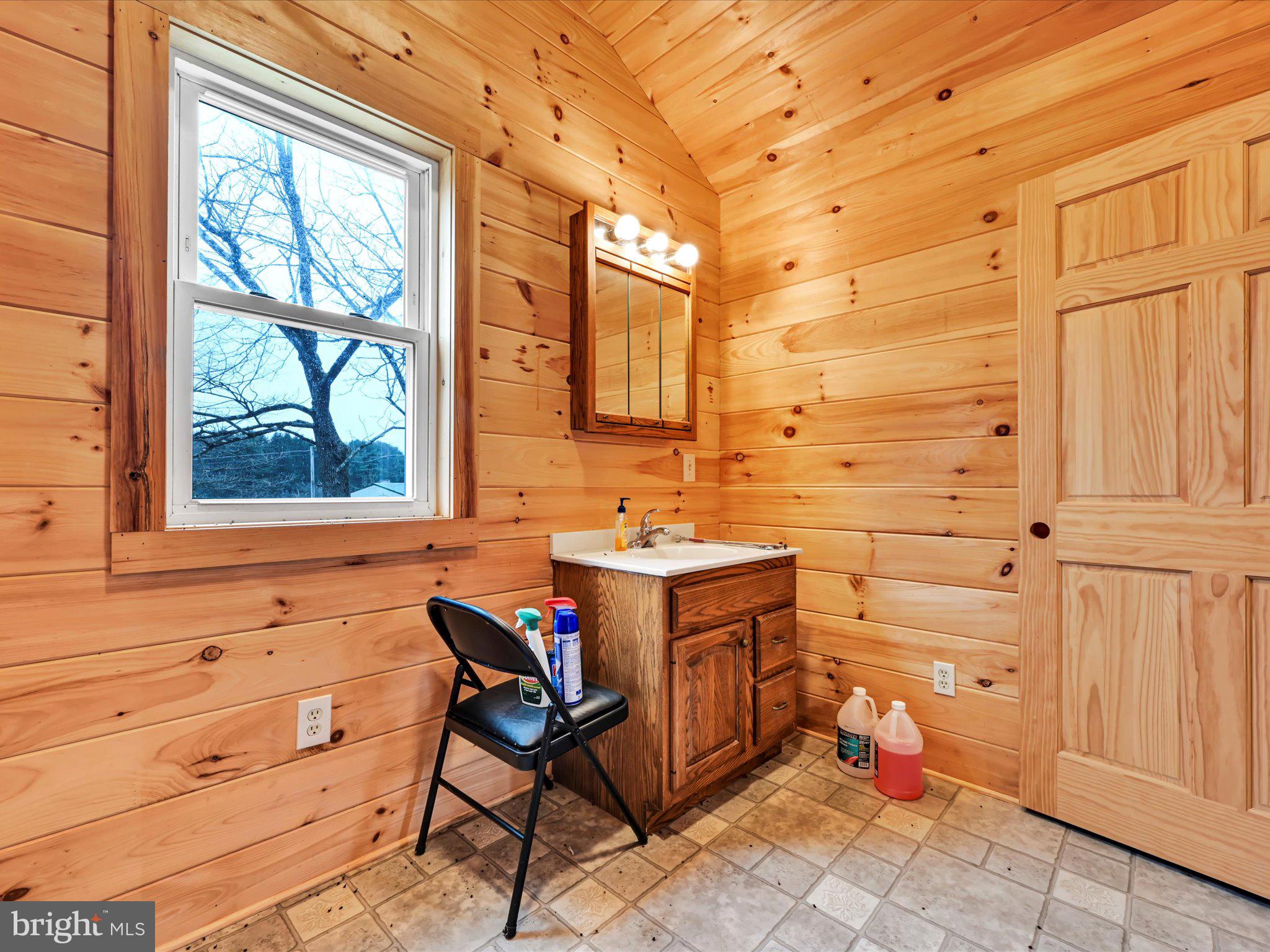 87 Saw Mill Road Pine Grove, PA 17963 - Photo 12 of 22 Gallery Image 12