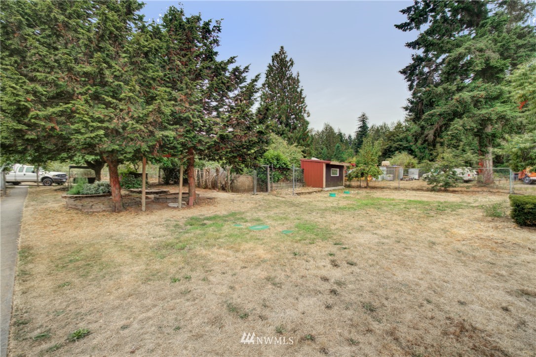 18505 Southeast May Valley Road Issaquah, WA 98027 - Photo 19 of 33