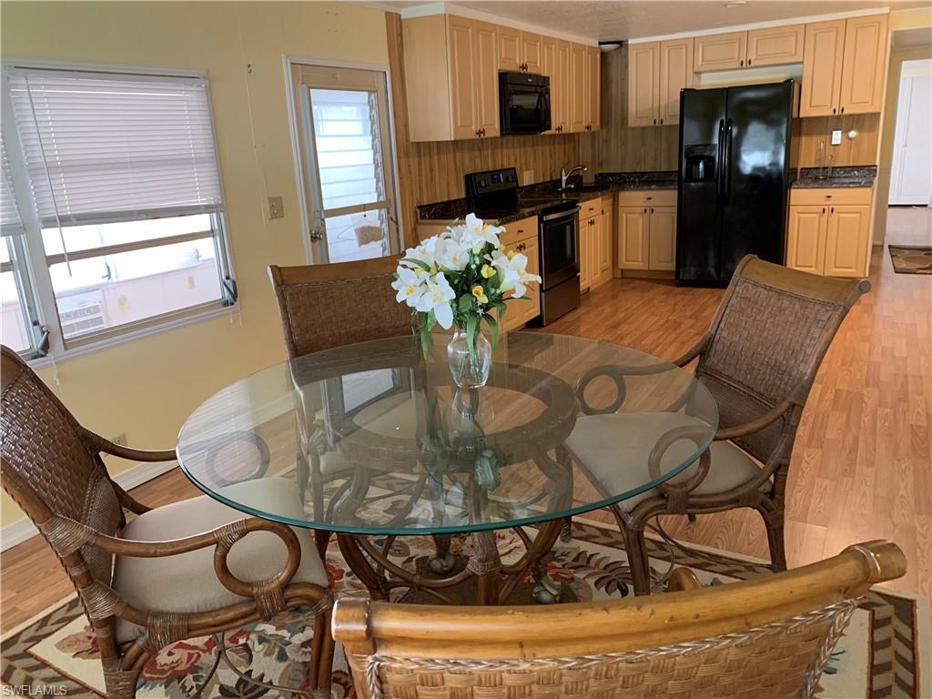26178 Colony Road Bonita Springs, FL 34135 - Photo 4 of 11 Gallery Image 4