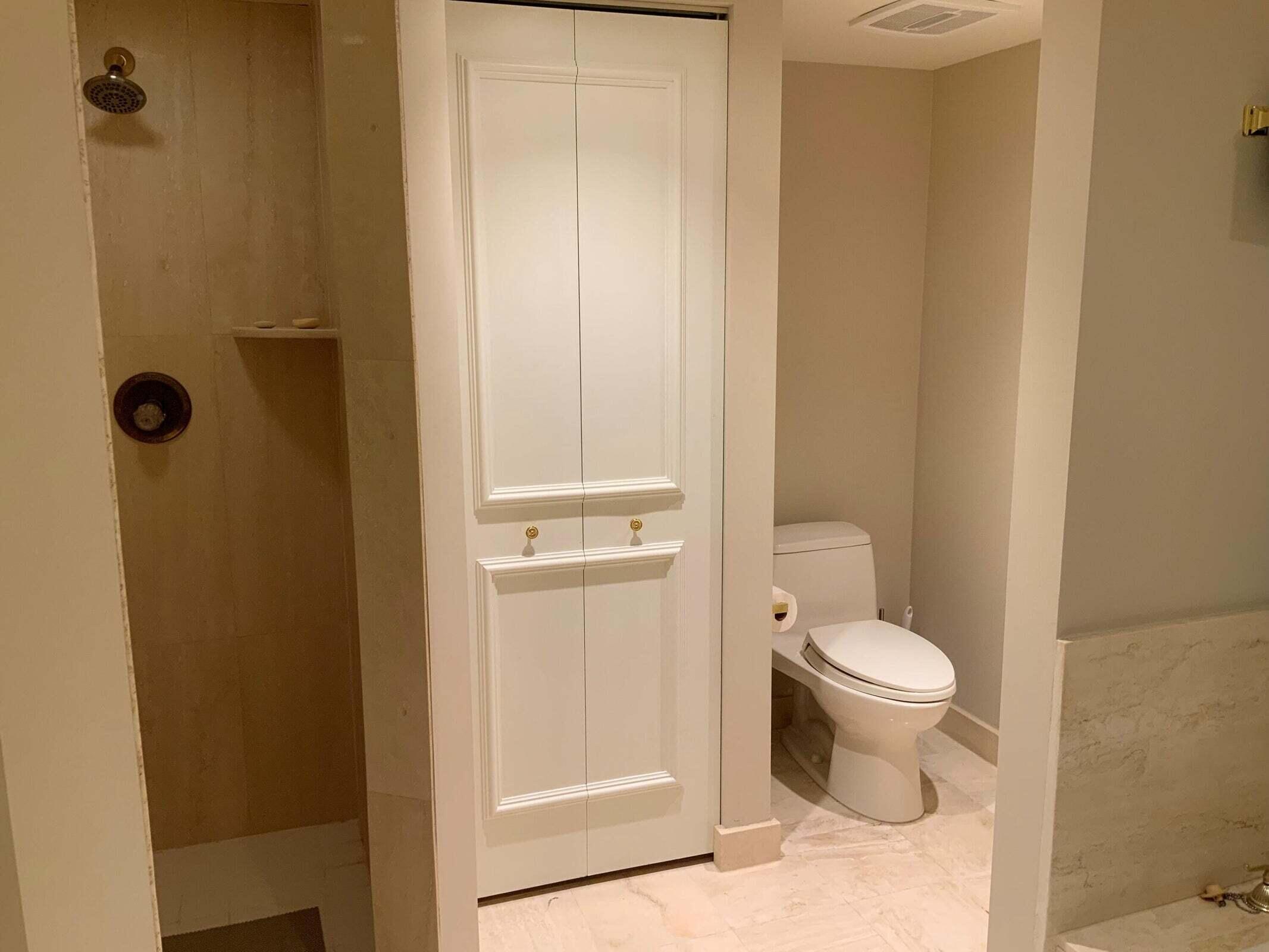 4201 North Ocean Boulevard, Unit 1705 Boca Raton, FL 33431 - Photo 23 of 37 PRIMARY BATHROOM