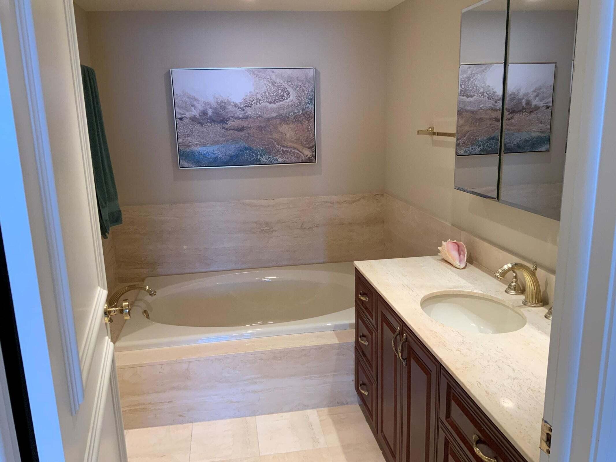 4201 North Ocean Boulevard, Unit 1705 Boca Raton, FL 33431 - Photo 24 of 37 PRIMARY BATHROOM