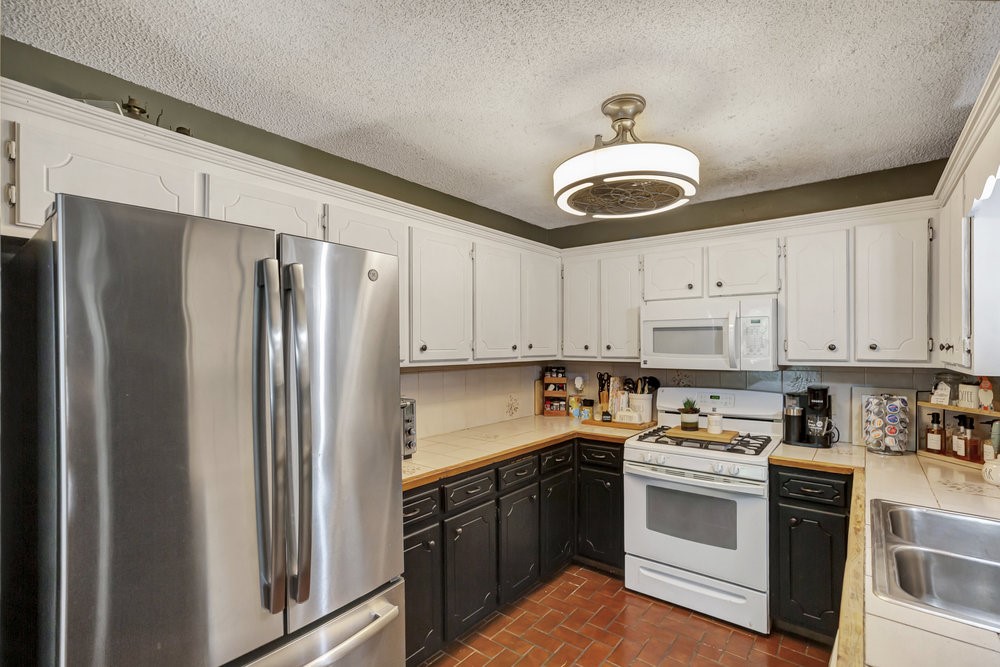 402 Simpson Street Westminster, SC 29693 - Photo 15 of 37 Gallery Image 15