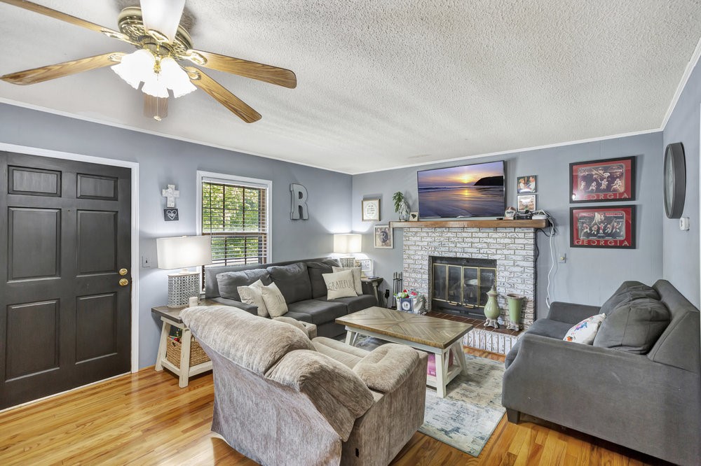 402 Simpson Street Westminster, SC 29693 - Photo 7 of 37 Gallery Image 7
