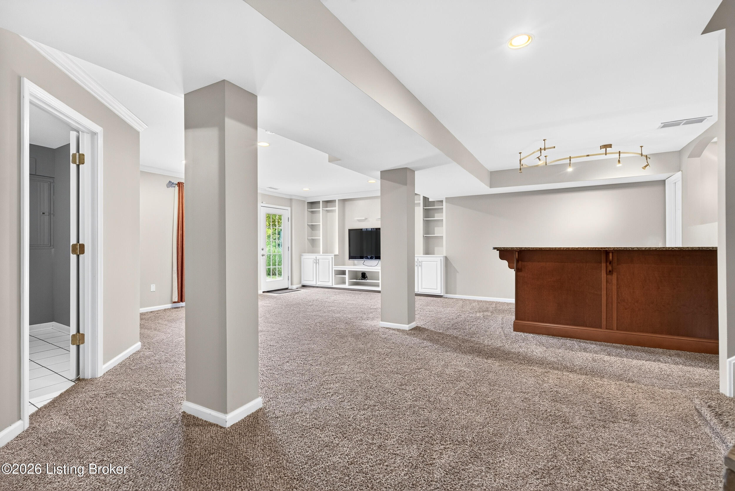 12608 Razor Court Louisville, KY 40299 - Photo 54 of 87 12608 Razor Ct-70