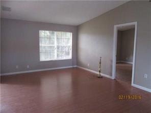 330 Lakewood Circle East, Unit D Margate, FL 33063 - Photo 3 of 6 Picture 4