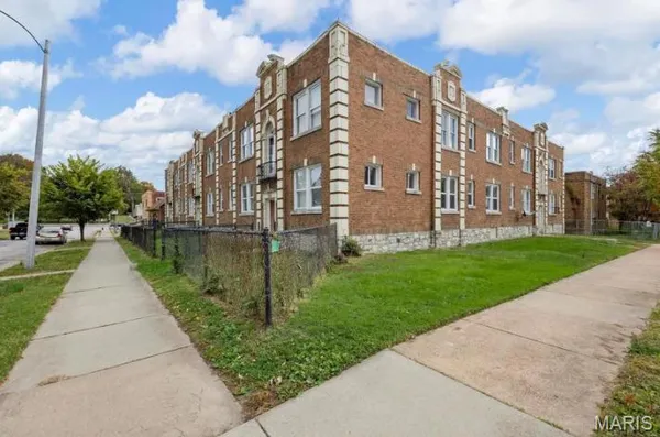 $420,000 | 4981 Rosalie Street, St. Louis, MO 63115