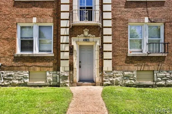 $420,000 | 4981 Rosalie Street, St. Louis, MO 63115