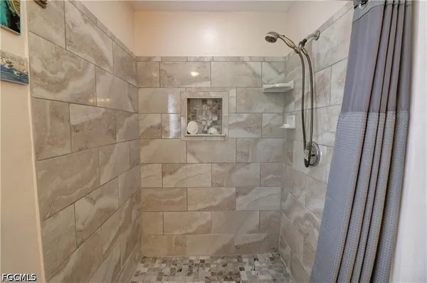 $2,100 | Undisclosed Address, Cape Coral, FL 33914