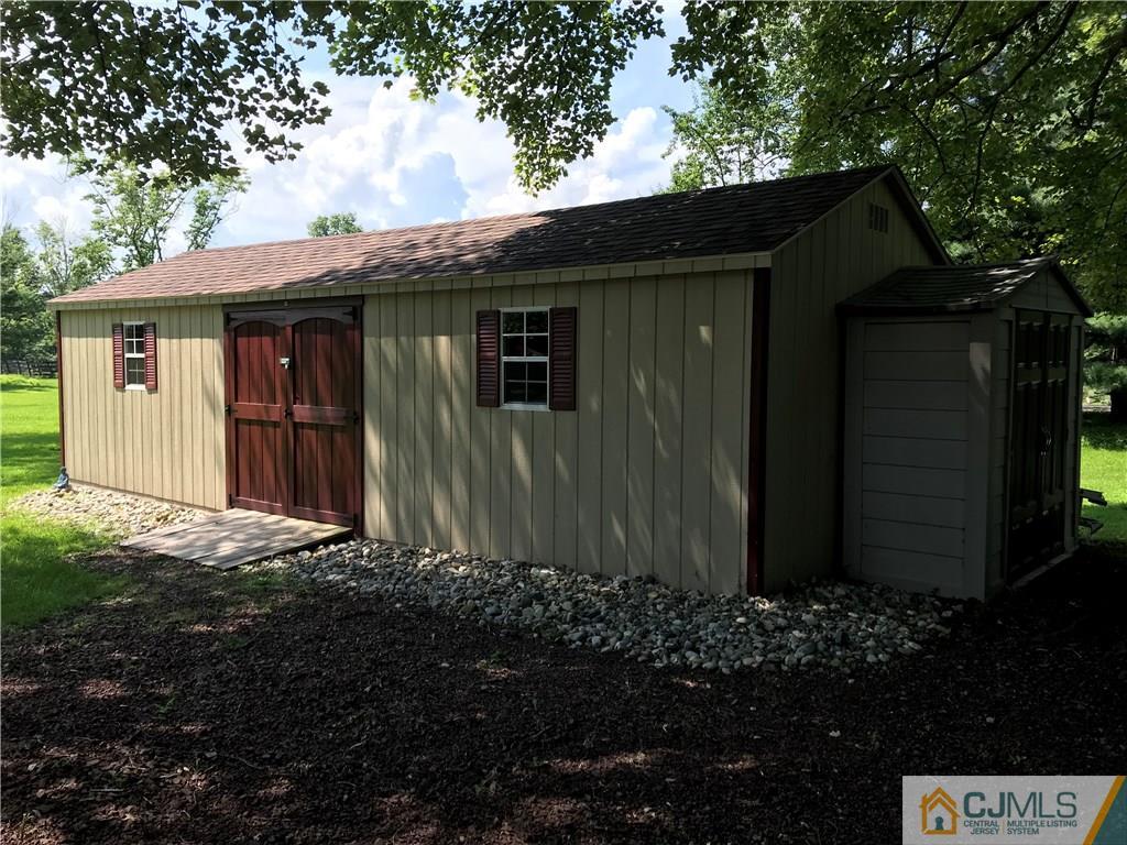 133 Allens Corner Road Flemington, NJ 08822 - Photo 12 of 13 a house with yard