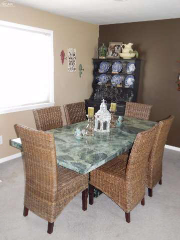 5022 Deland Road Flushing, MI 48433 - Photo 6 of 36 21139312-5.JPG