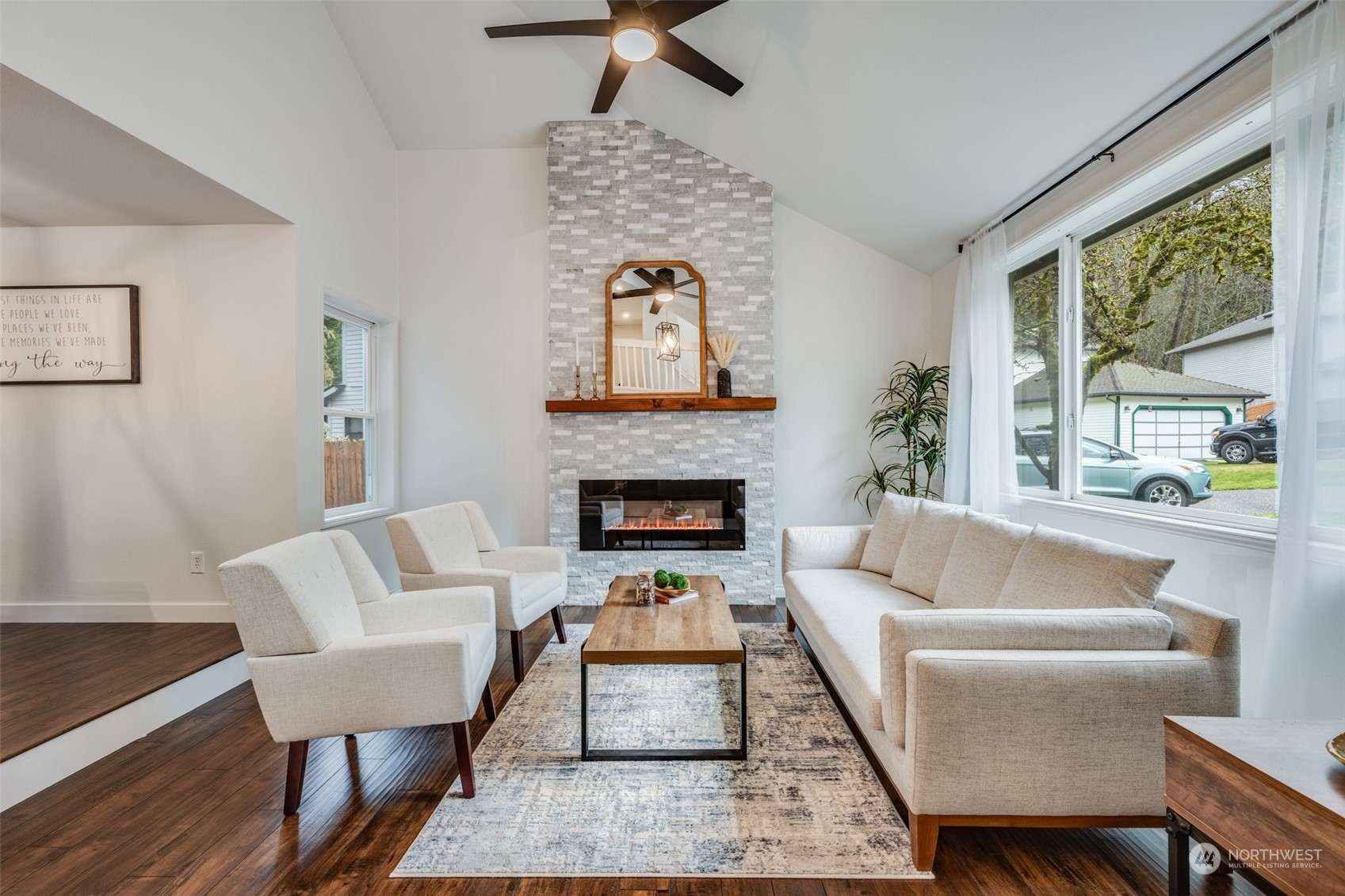 16122 Southeast 156th Street Renton, WA 98058 - Photo 5 of 40