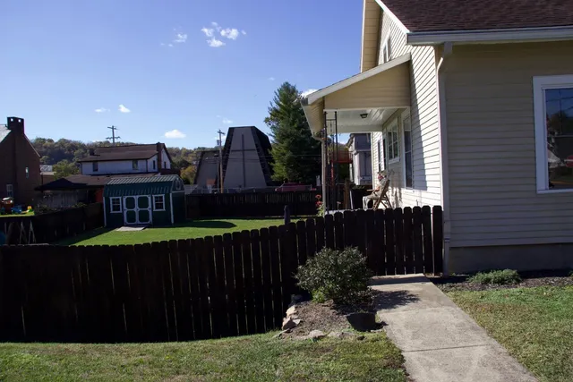 $315,000 | 497 Sheldon Street, Lawrenceburg, IN 47025