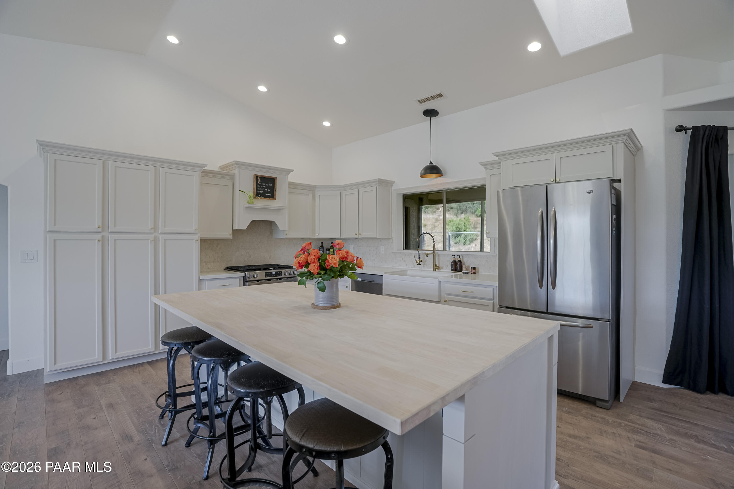 7305 South Rigger Road Mayer, AZ 86333 - Photo 7 of 50 Kitchen 2