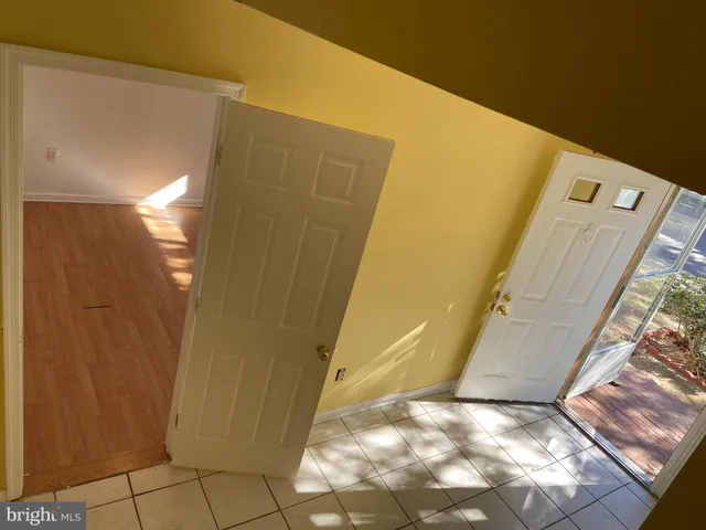 $3,000 | 7010 Storch Lane, Lanham, MD 20706