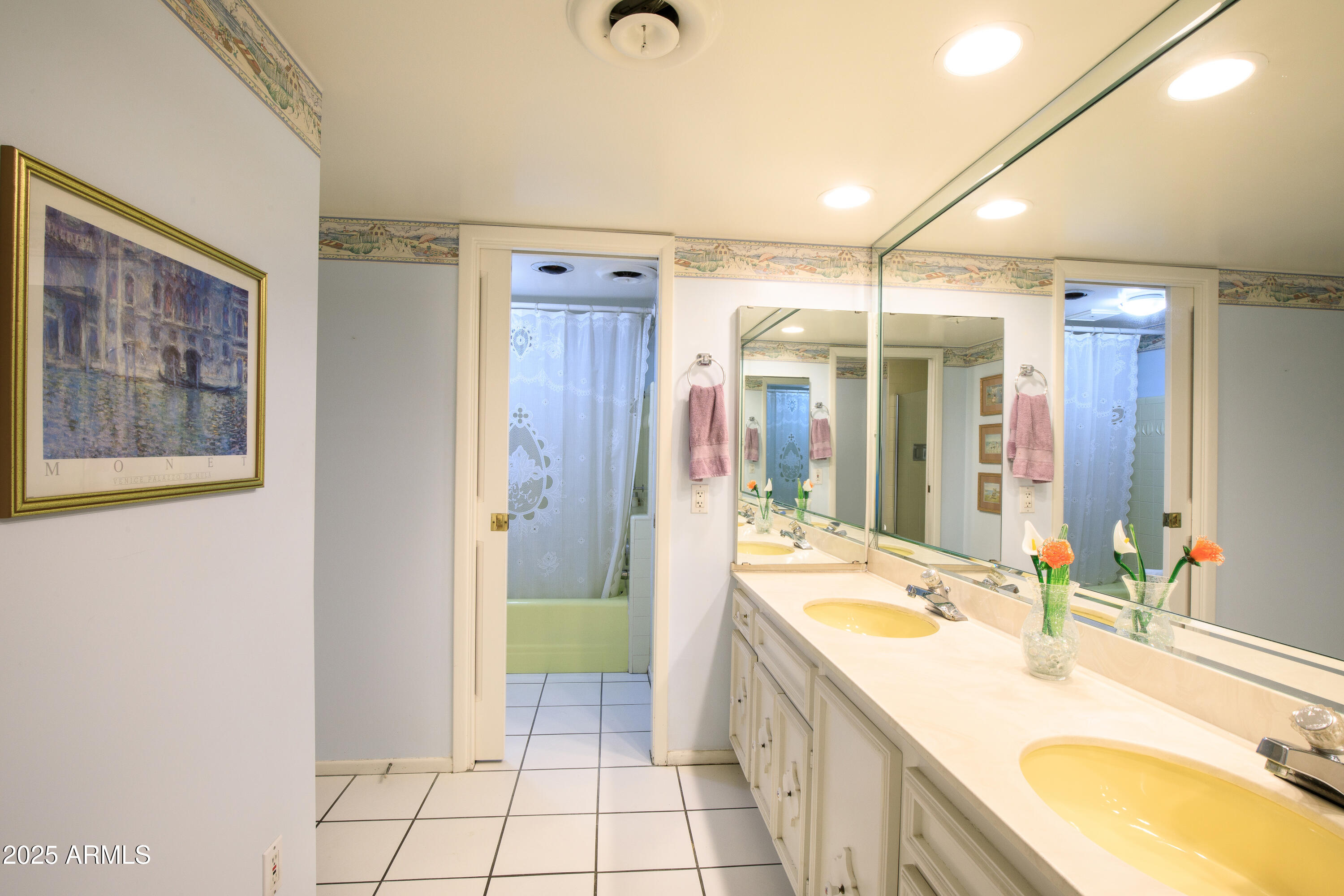 7125 North 2nd Place Phoenix, AZ 85020 - Photo 14 of 30 a bathroom with a granite countertop sink mirror and bathtub