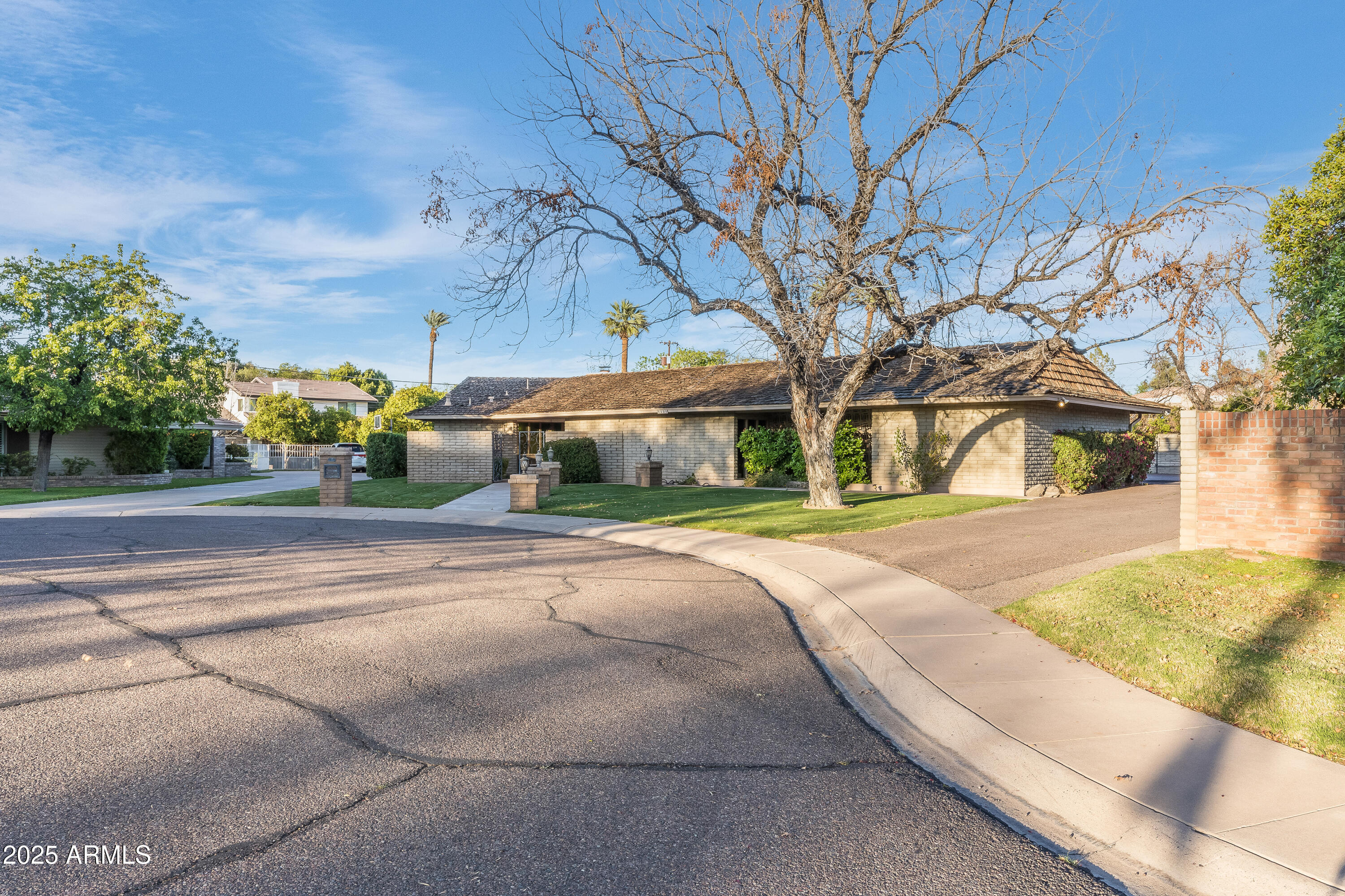 7125 North 2nd Place Phoenix, AZ 85020 - Photo 2 of 30