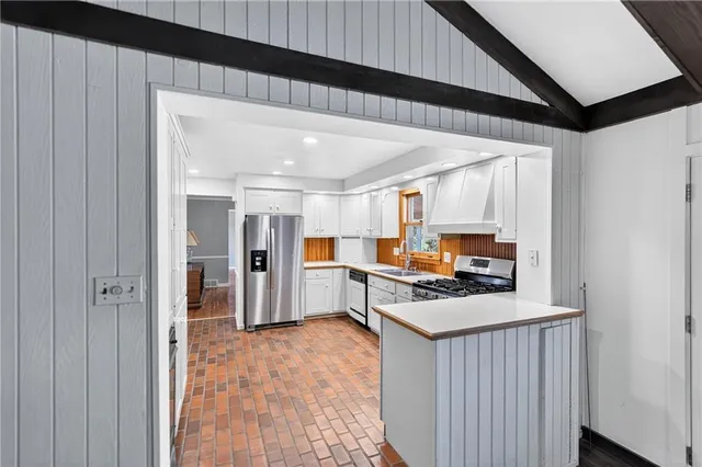 $409,000 | 403 Sunderland Drive, Pittsburgh, PA 15237