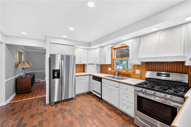 $409,000 | 403 Sunderland Drive, Pittsburgh, PA 15237