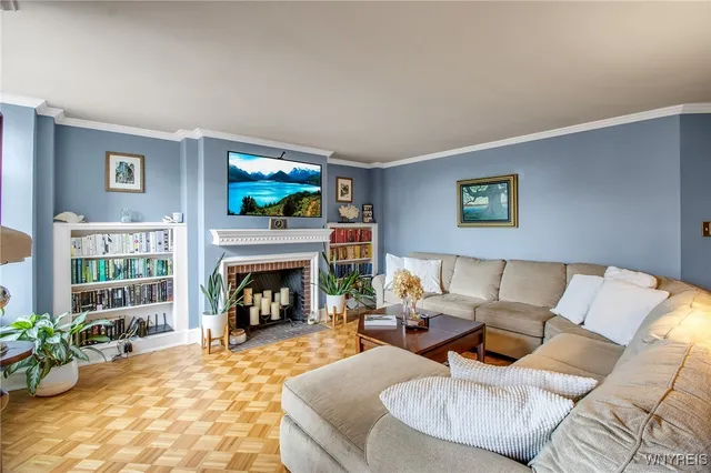 $259,900 | 800 West Ferry Street, Unit 3B, Buffalo, NY 14222