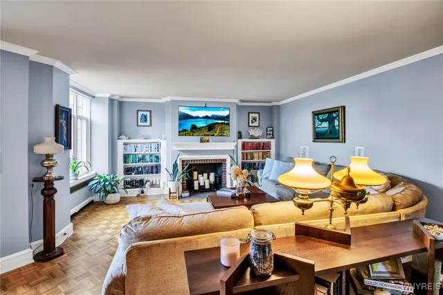 $259,900 | 800 West Ferry Street, Unit 3B, Buffalo, NY 14222