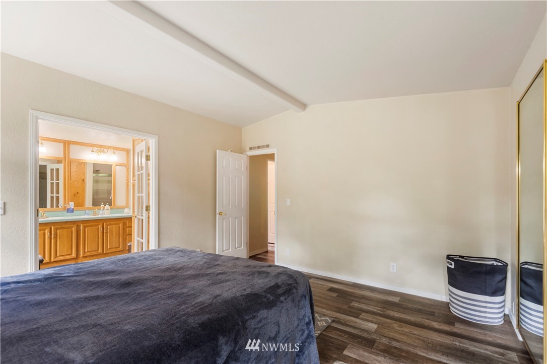 3631 Southwest Huckleberry Road Port Orchard, WA 98367 - Photo 12 of 30 Gallery Image 12
