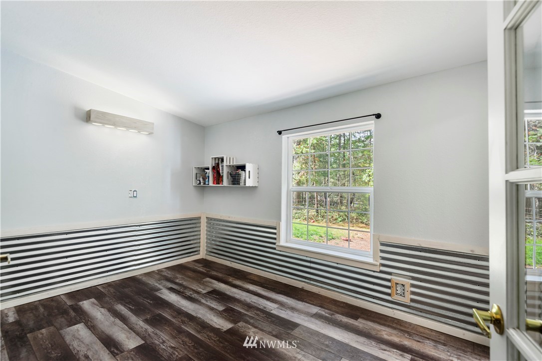 3631 Southwest Huckleberry Road Port Orchard, WA 98367 - Photo 17 of 30 Gallery Image 17