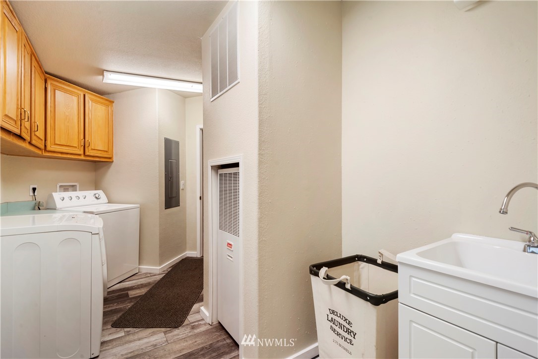 3631 Southwest Huckleberry Road Port Orchard, WA 98367 - Photo 19 of 30 Gallery Image 19