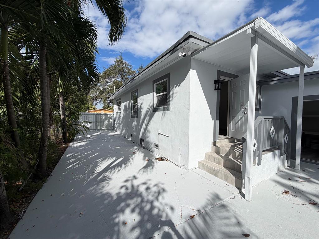 778 Northwest 80th Street Miami, FL 33150 - Photo 26 of 35 a view of outdoor space