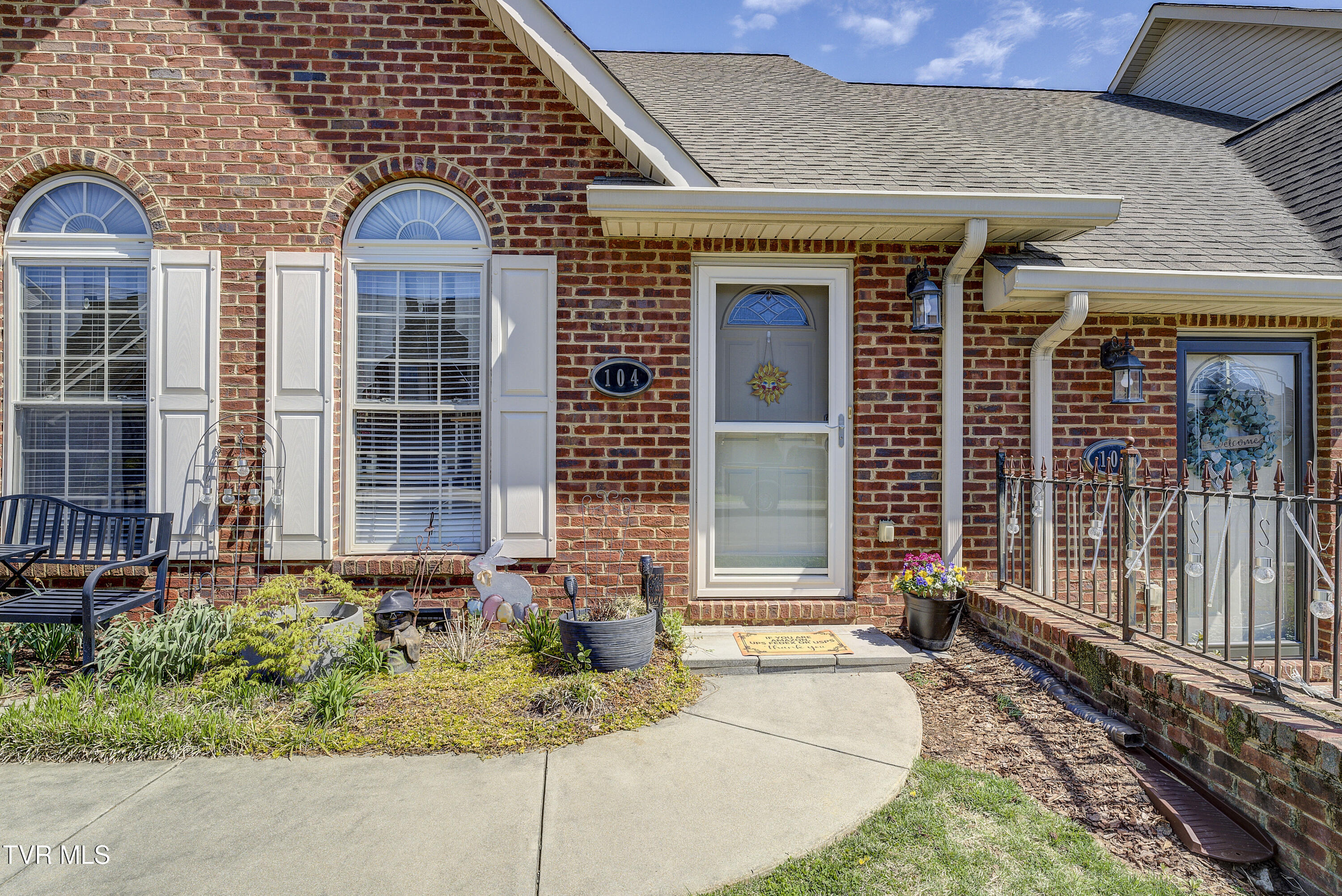 404 East Mountain View Road, Unit 104 Johnson City, TN 37601 - Photo 2 of 46 MtnView104-45
