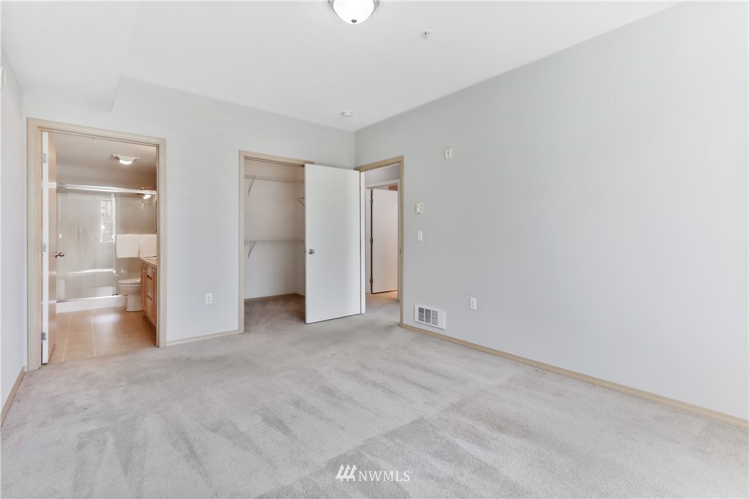 2804 Southeast 8th Place, Unit 1104 Renton, WA 98058 - Photo 17 of 25 Gallery Image 17