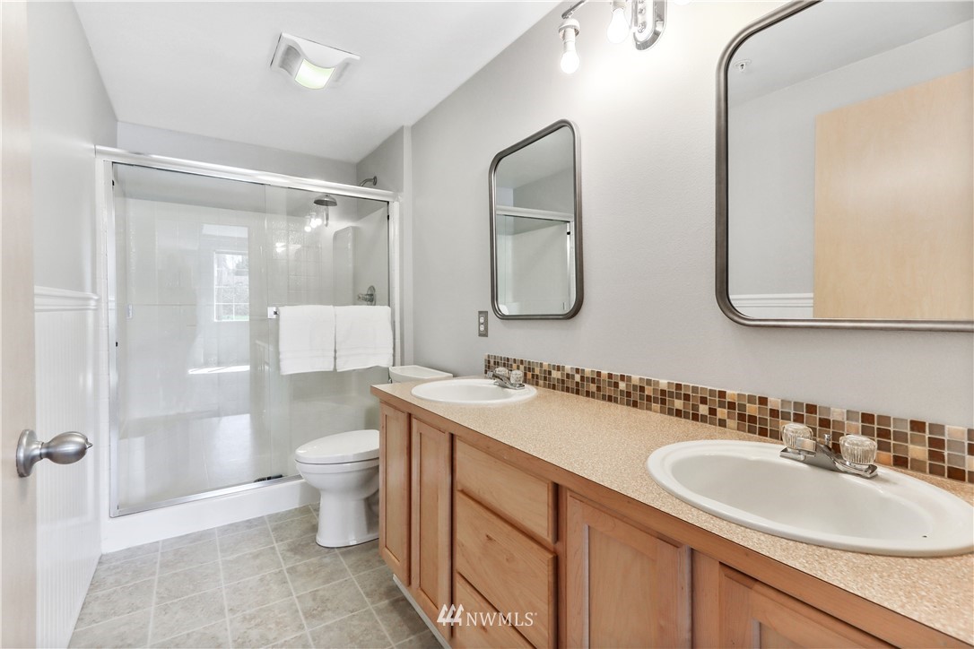 2804 Southeast 8th Place, Unit 1104 Renton, WA 98058 - Photo 18 of 25 Gallery Image 18