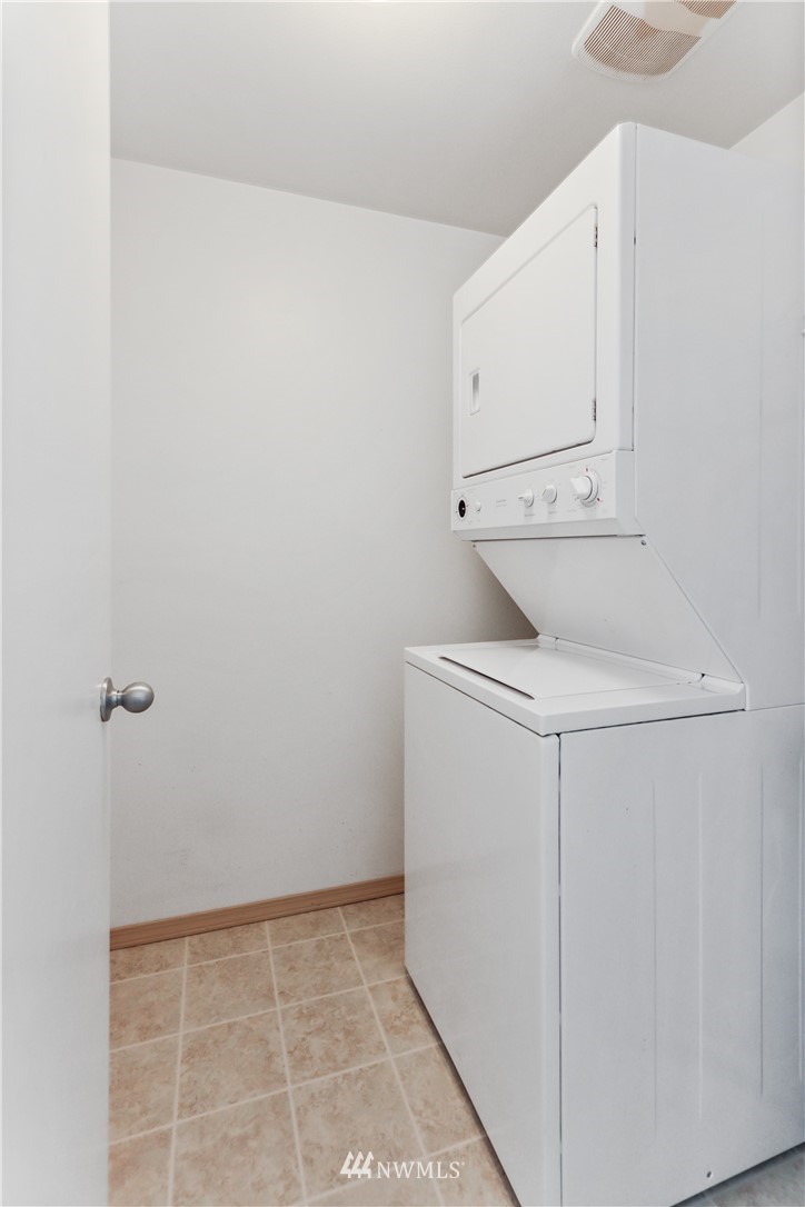 2804 Southeast 8th Place, Unit 1104 Renton, WA 98058 - Photo 21 of 25 Gallery Image 21